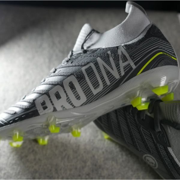 PRO DNA™ VOLTRAX CLEATS - GREY - Image 3